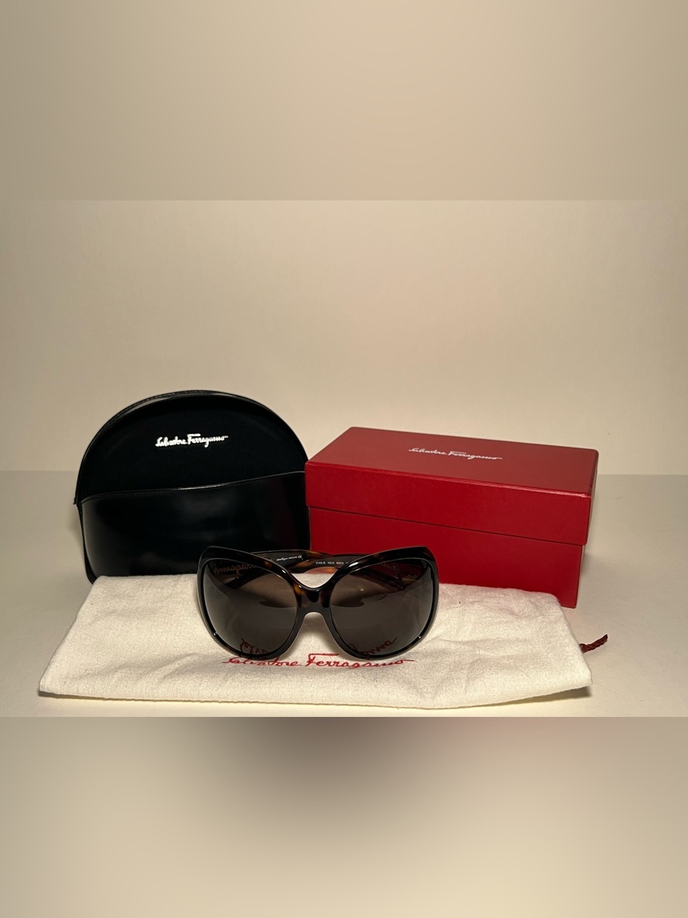 Salvatore Ferragamo Tortoiseshell Frame with Brown Gradient Lenses Sunglasses
